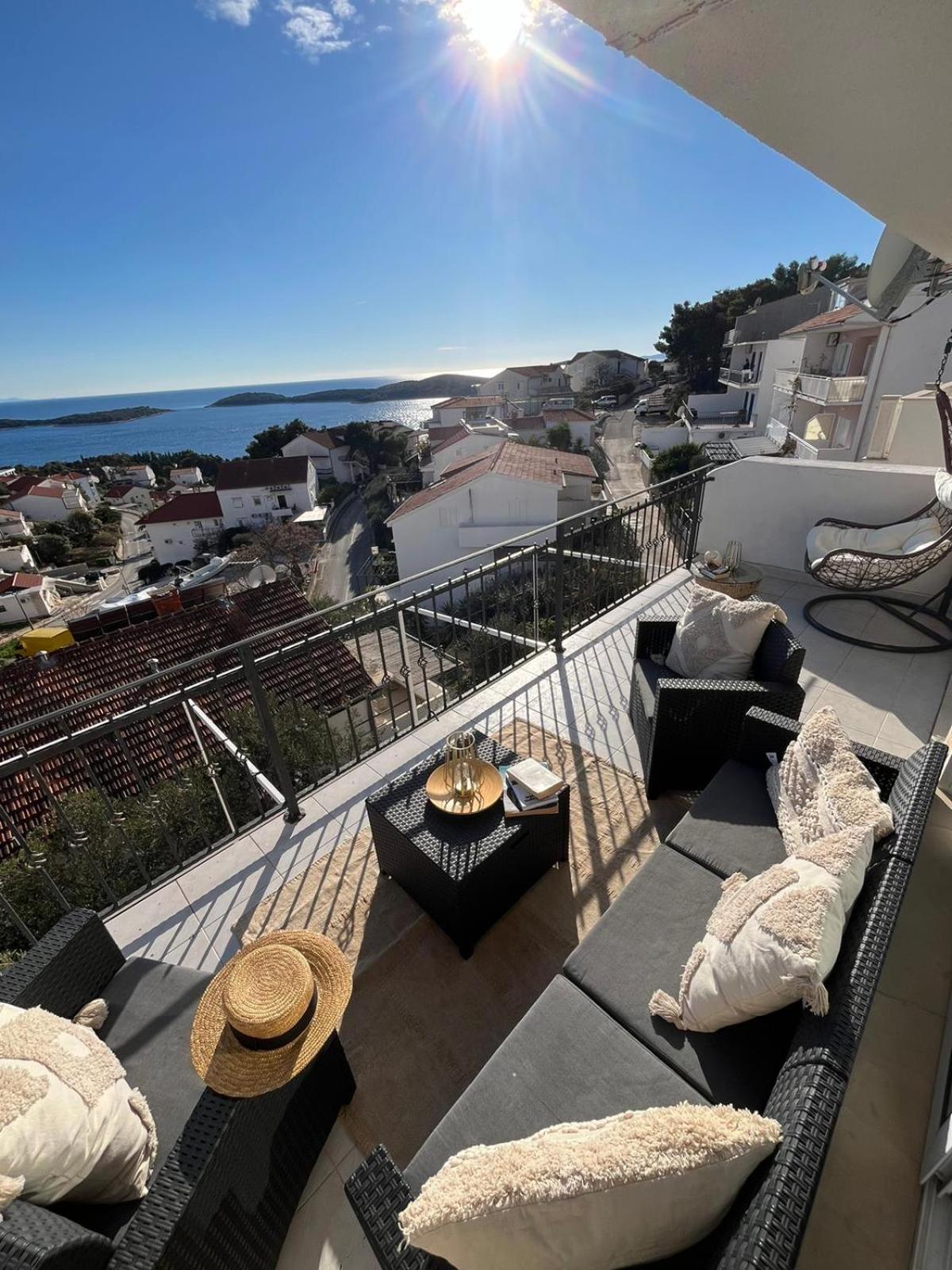 Apartments Tino Hvar Town Buitenkant foto